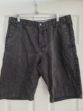 Volcom Men’s Black Acid Wash Chino Shorts Size 34 Skate Surf